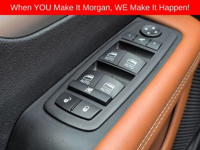 Used 2024 Red Chrysler Pinnacle image 28