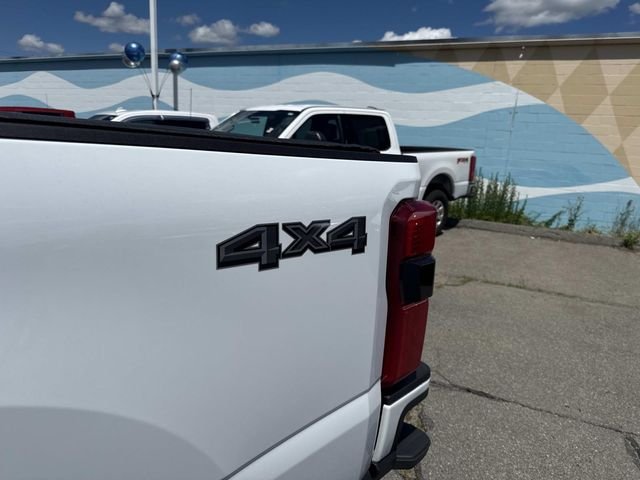 Used 2025 Oxford White Ford Lariat image 13