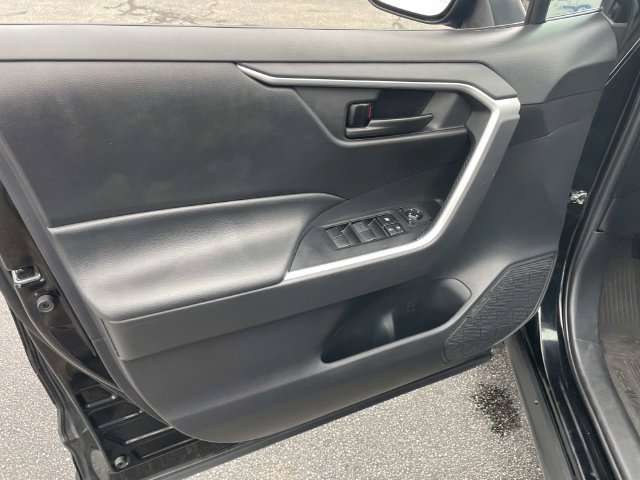 Used 2021 Midnight Black Metallic Toyota LE image 23