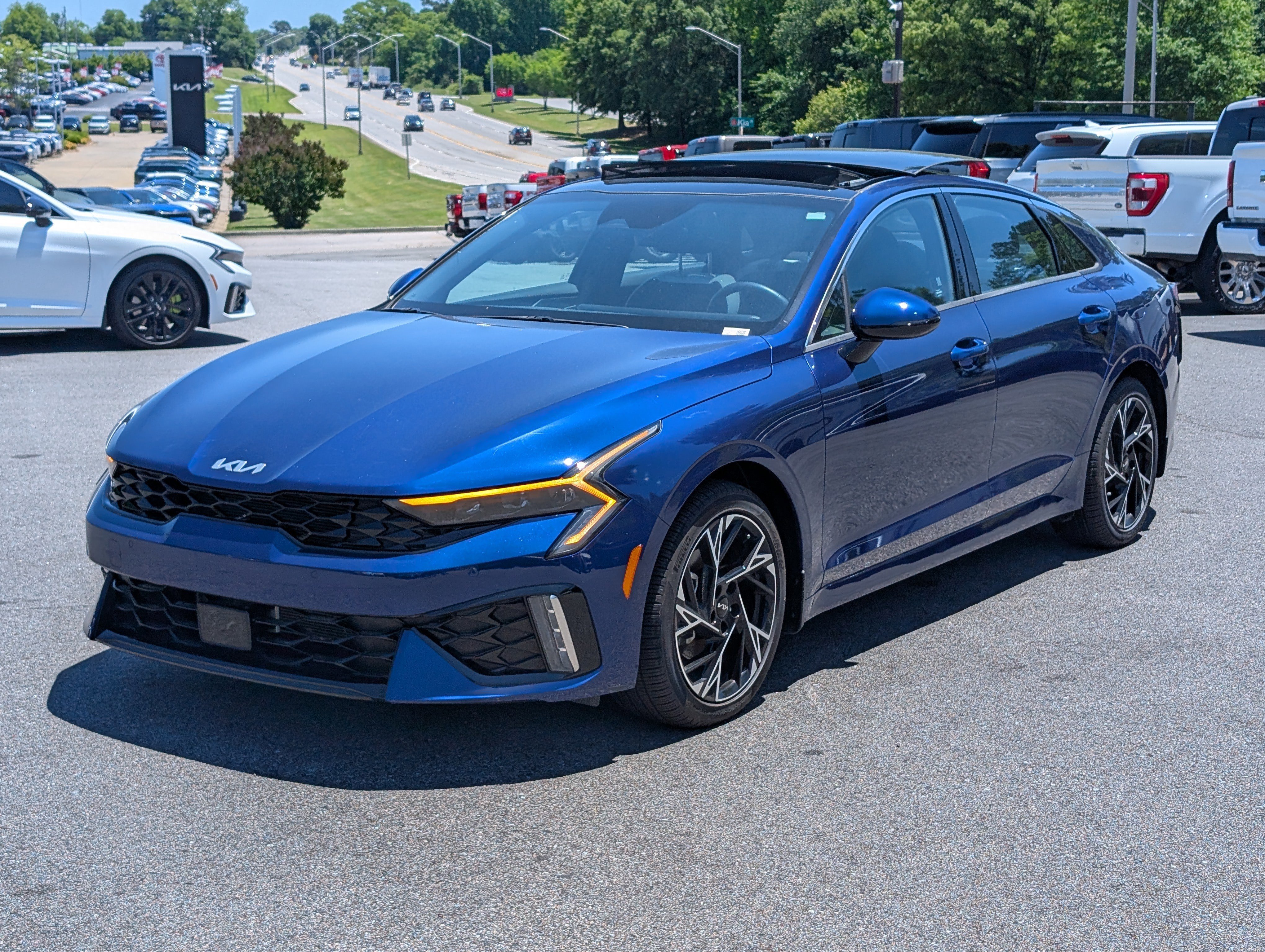 2025 Kia Optima GT-Line FWD's photo