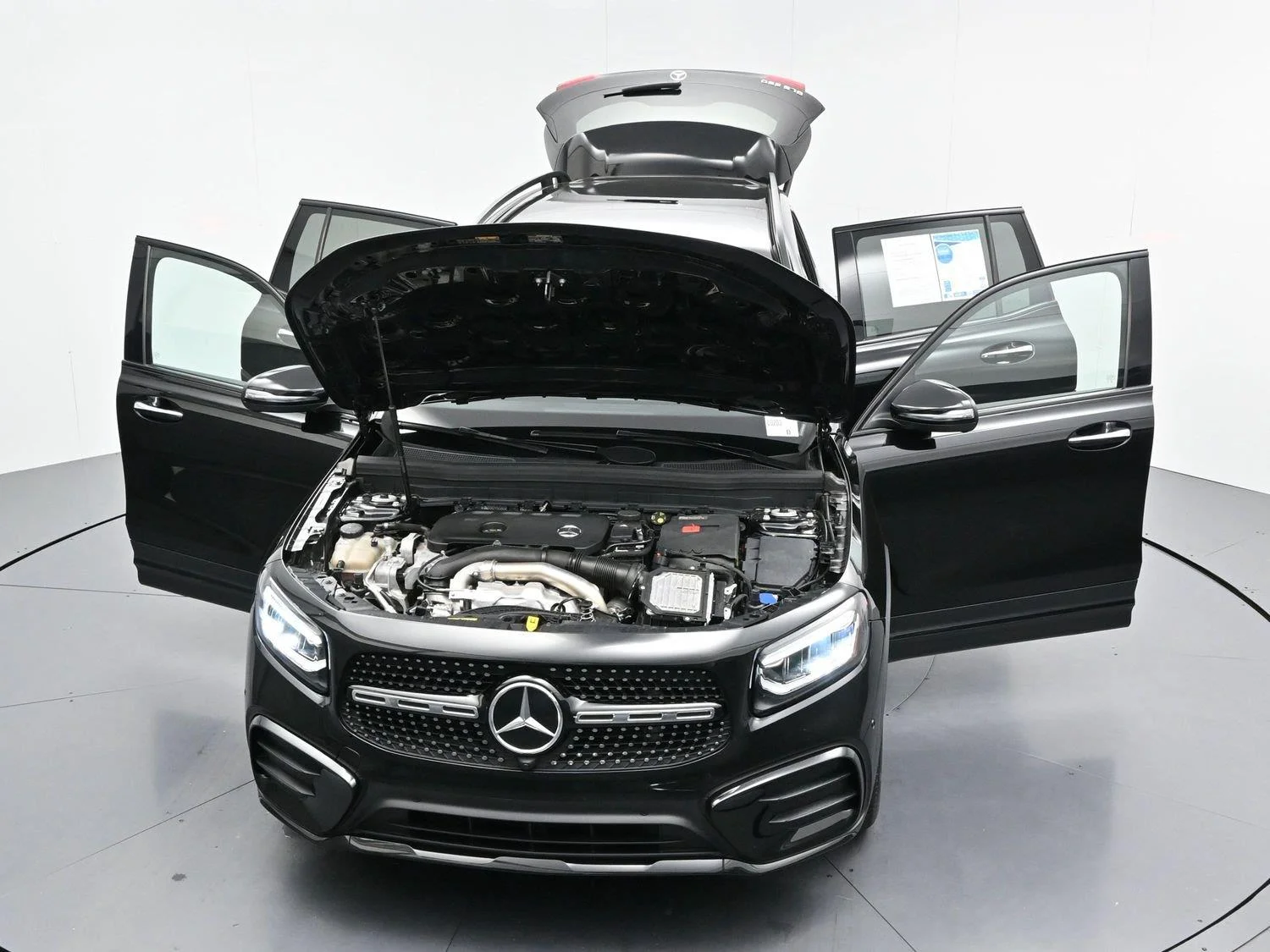 Used 2024 Black Mercedes-Benz GLB 250 image 42