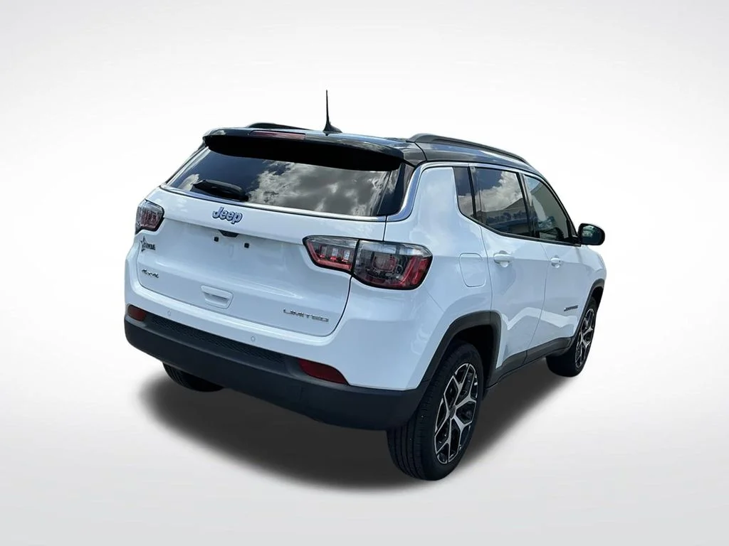 Used 2025 White Jeep Limited image 10
