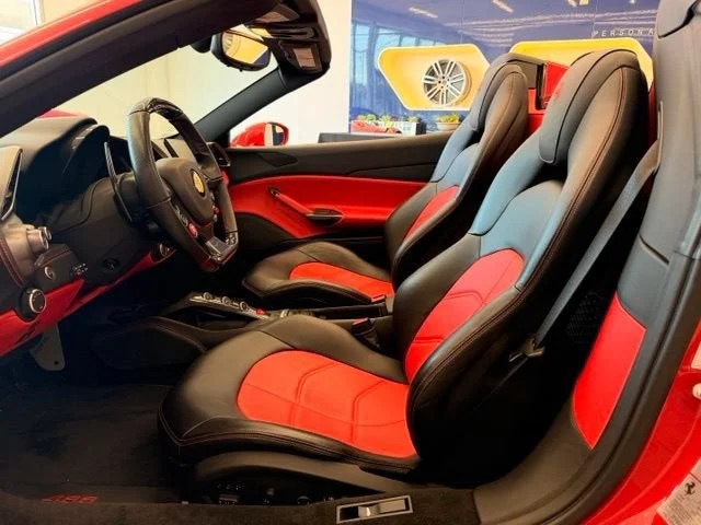 Certified Used 2018 Rosso Corsa Ferrari Base image 21