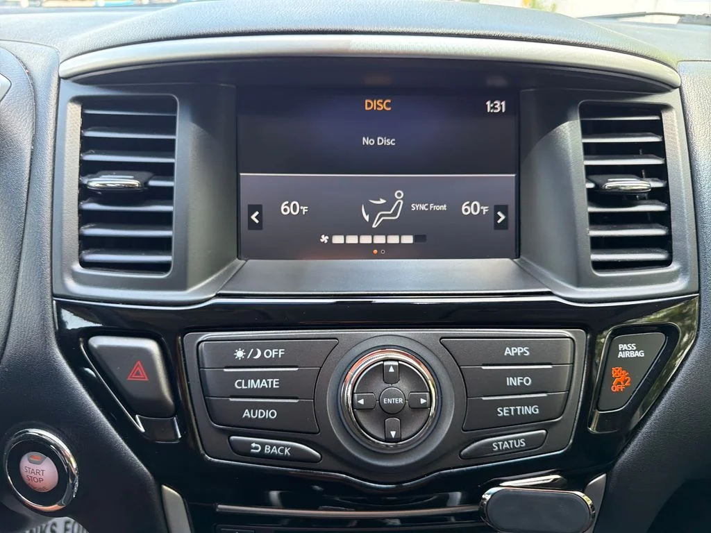 Used 2020 Gray Nissan S image 21