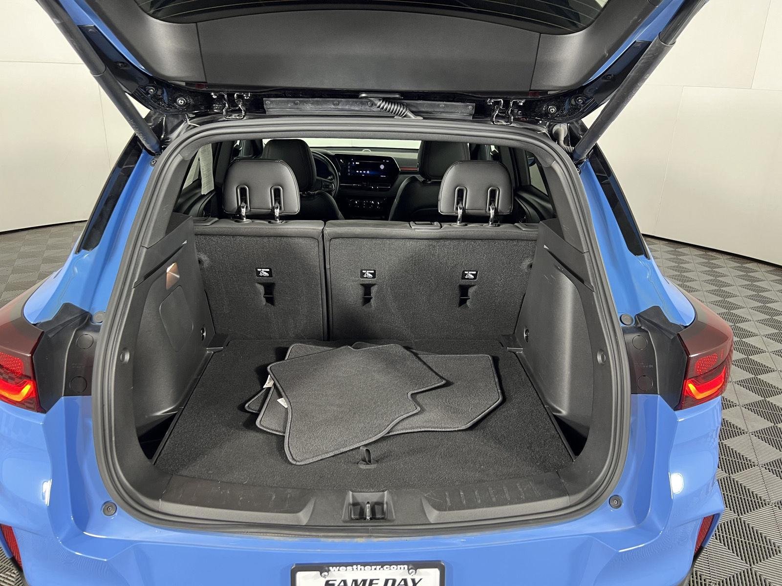 Used 2024 Fountain Blue Chevrolet RS image 40