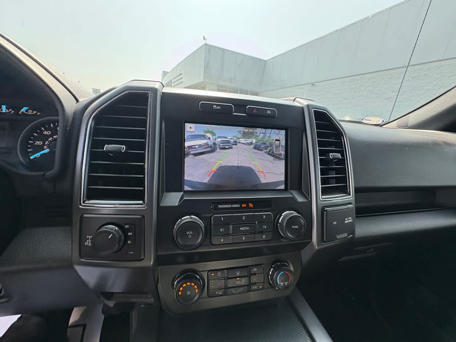 Used 2019 Agate Black Ford XLT image 29