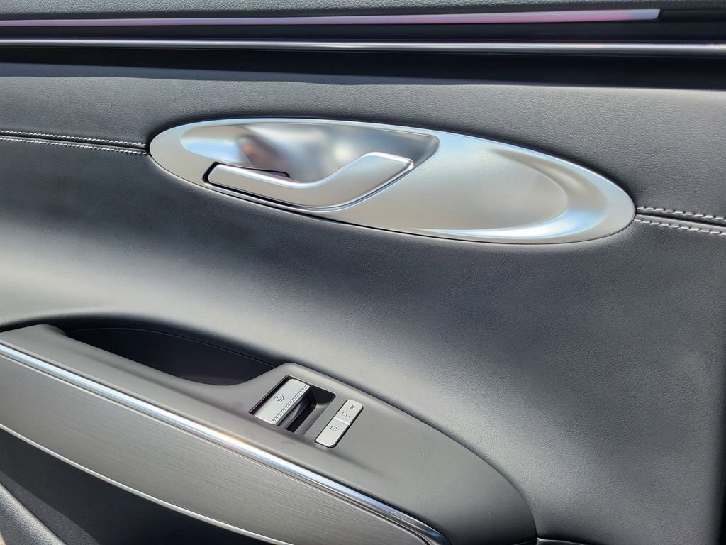 New 2026 Silver Genesis 2.5T SELECT image 12