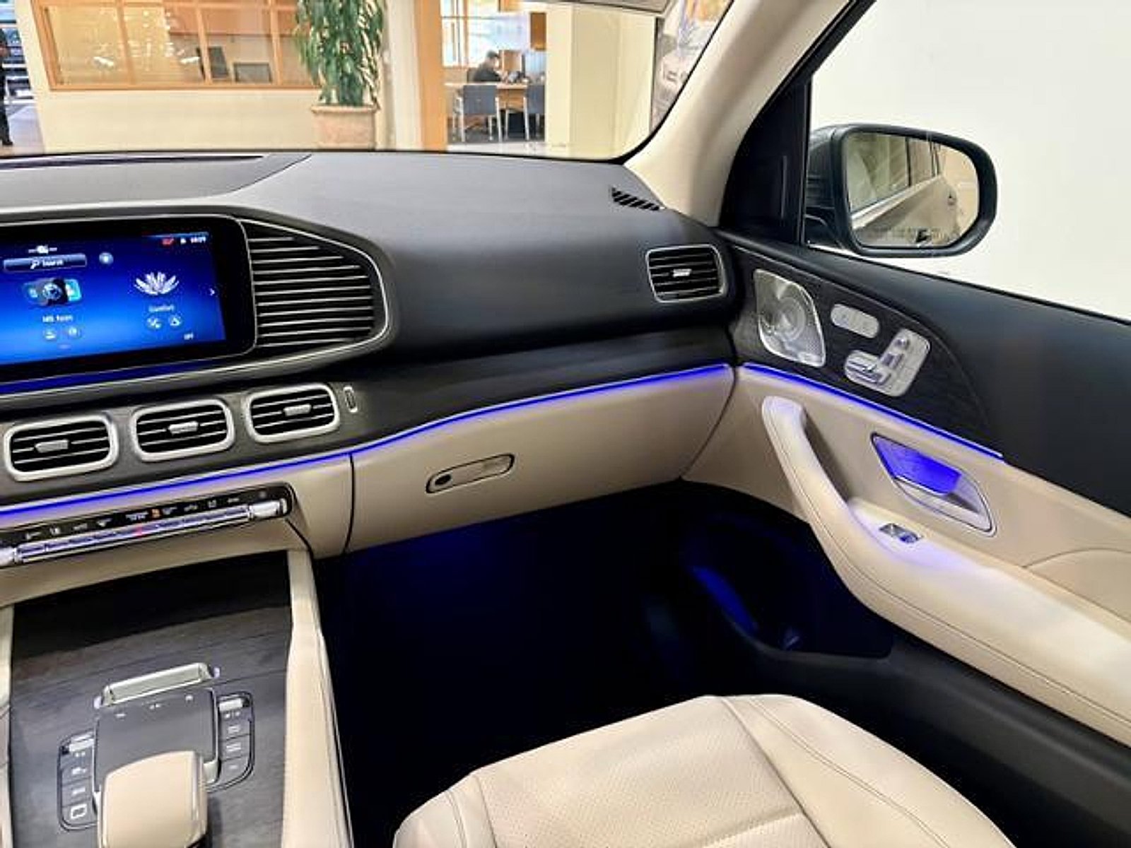 New 2026 Selenite Grey Metallic Mercedes-Benz  image 38