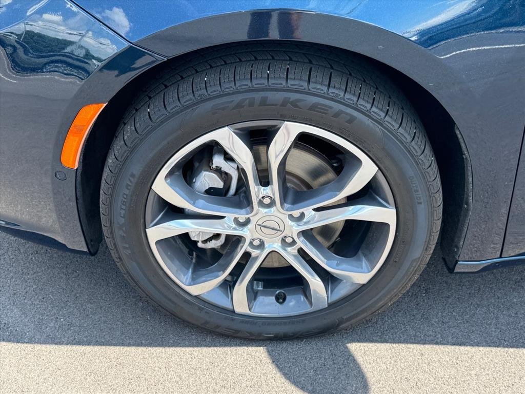 Used 2021 Fathom Blue Pearlcoat Chrysler Pinnacle image 26
