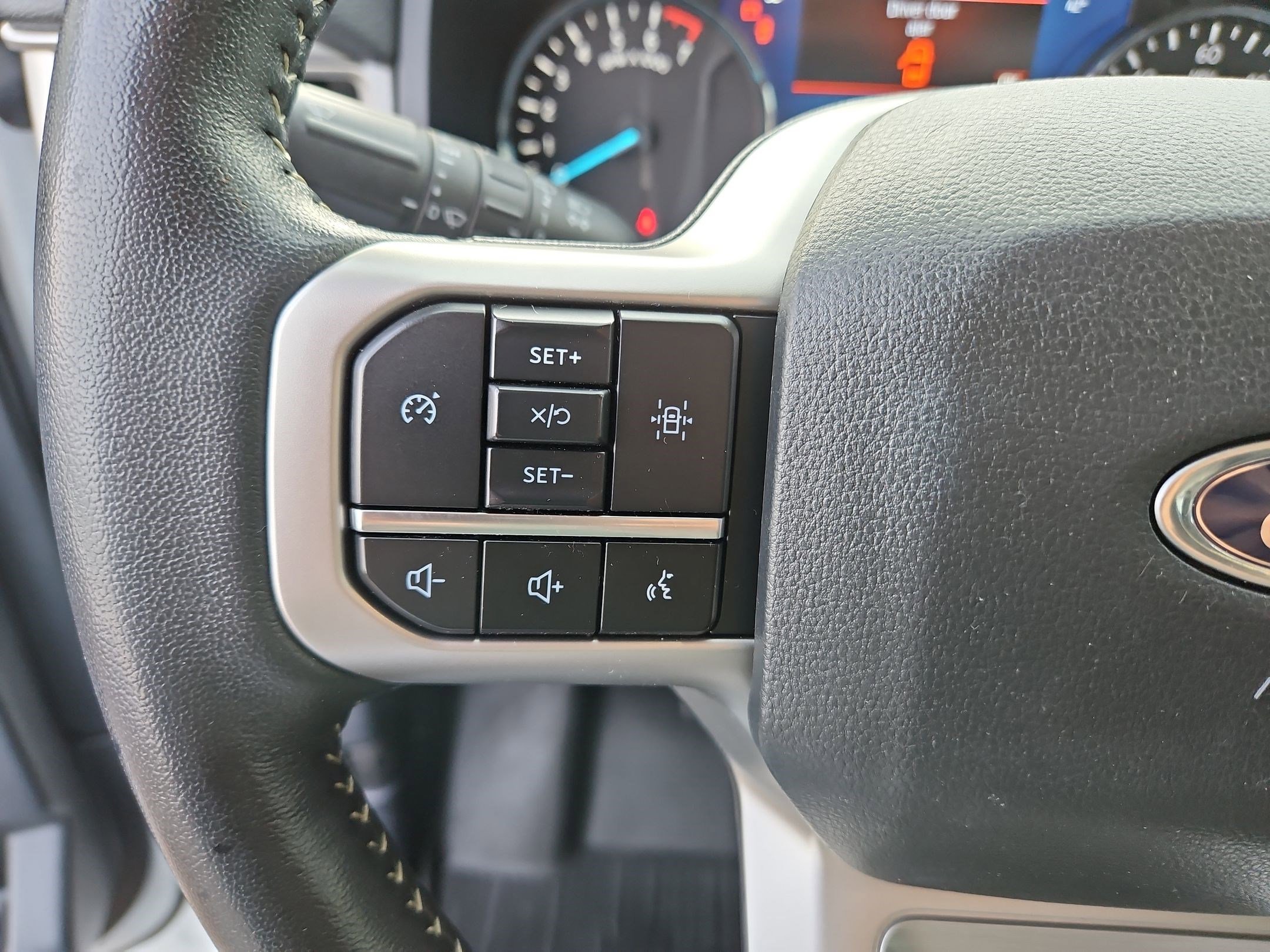 Certified Used 2024 Blue Ford XLT image 17