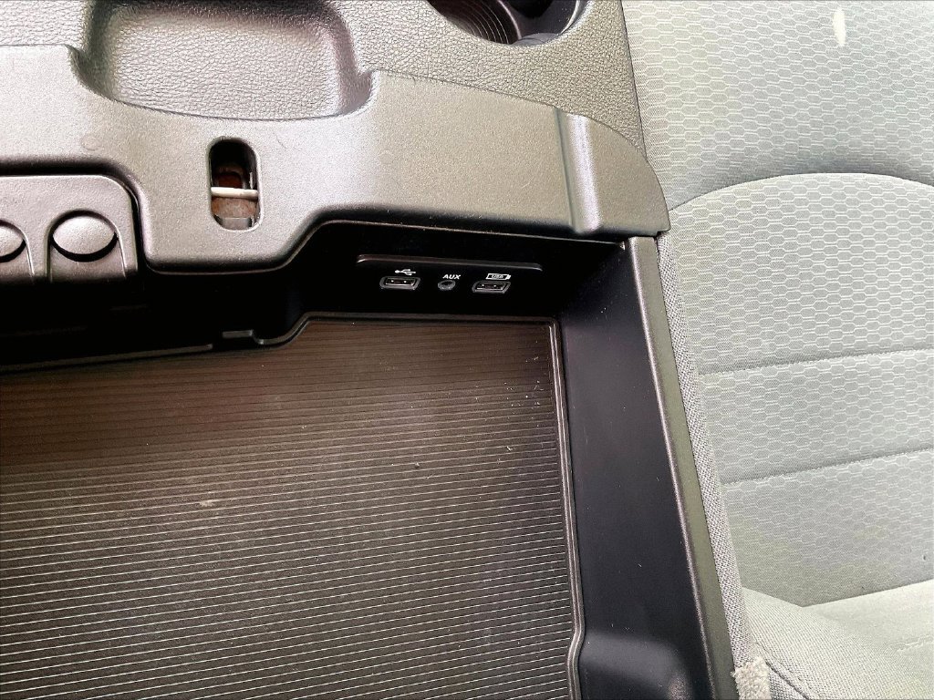 Used 2018 White Ram Express image 12