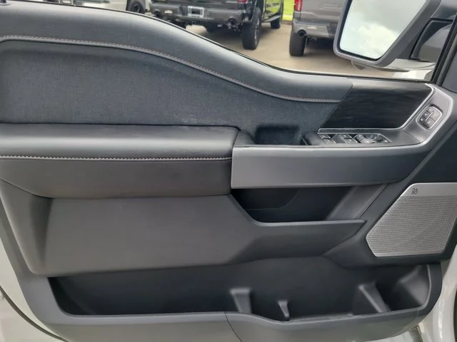 New 2026 Avalanche Ford Lariat image 16