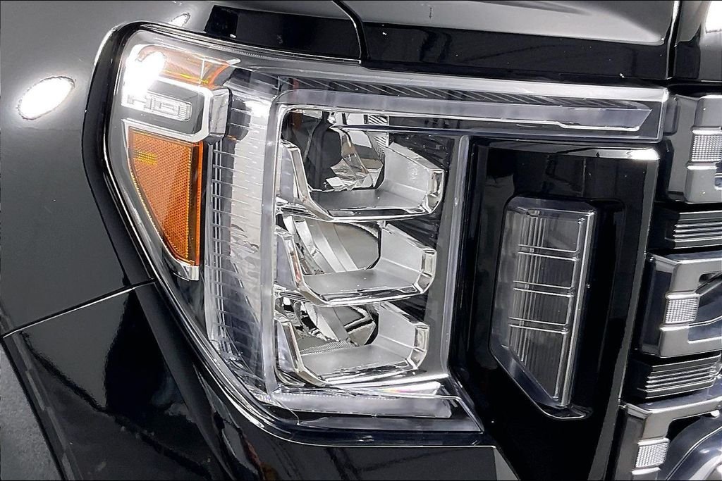 Used 2023 Black GMC AT4 image 29