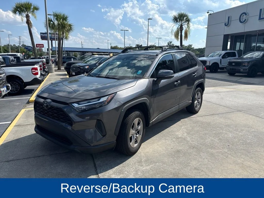 Used 2022 Magnetic Gray Metallic Toyota XLE image 4