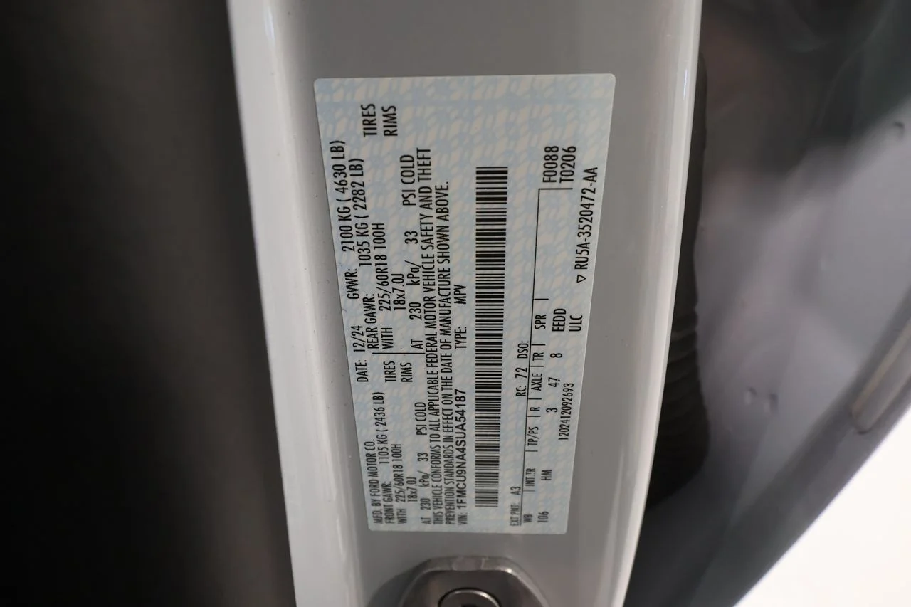 Used 2025 Silver Ford ST-Line Select image 32