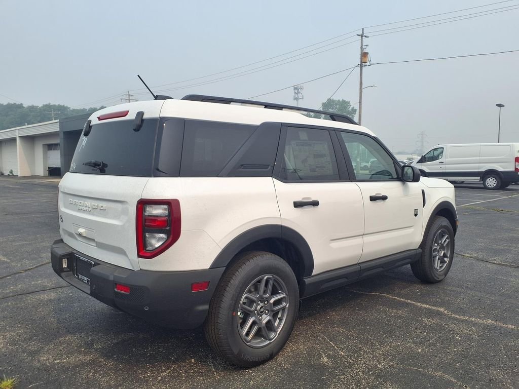 New 2026 White Ford Big Bend image 4
