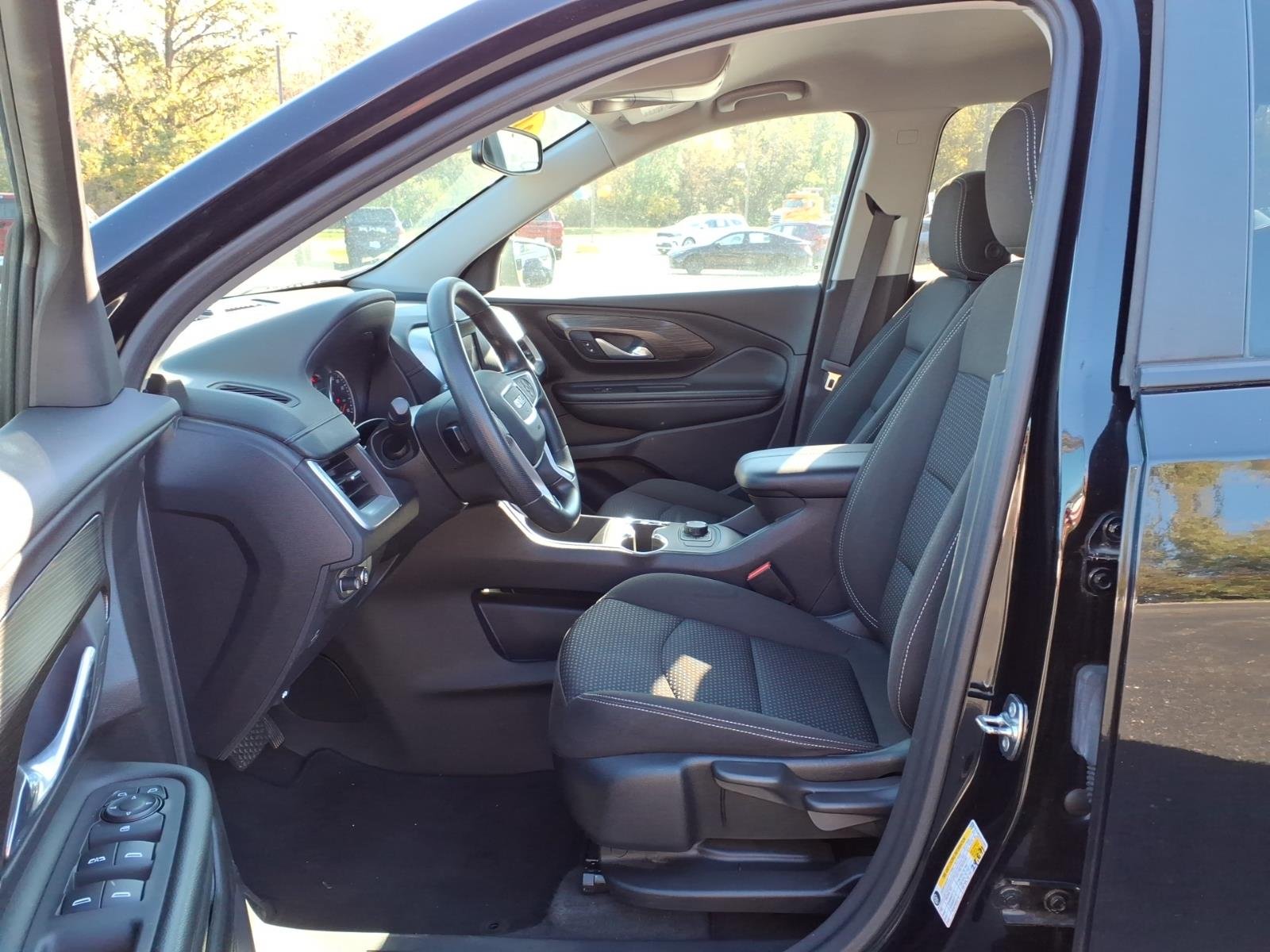 Used 2024 Ebony Twilight Metallic GMC SLE image 13