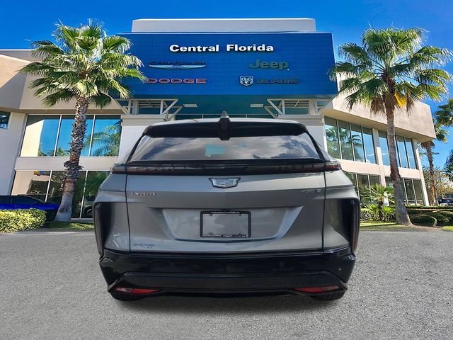 Used 2024 Silver Cadillac Sport image 6