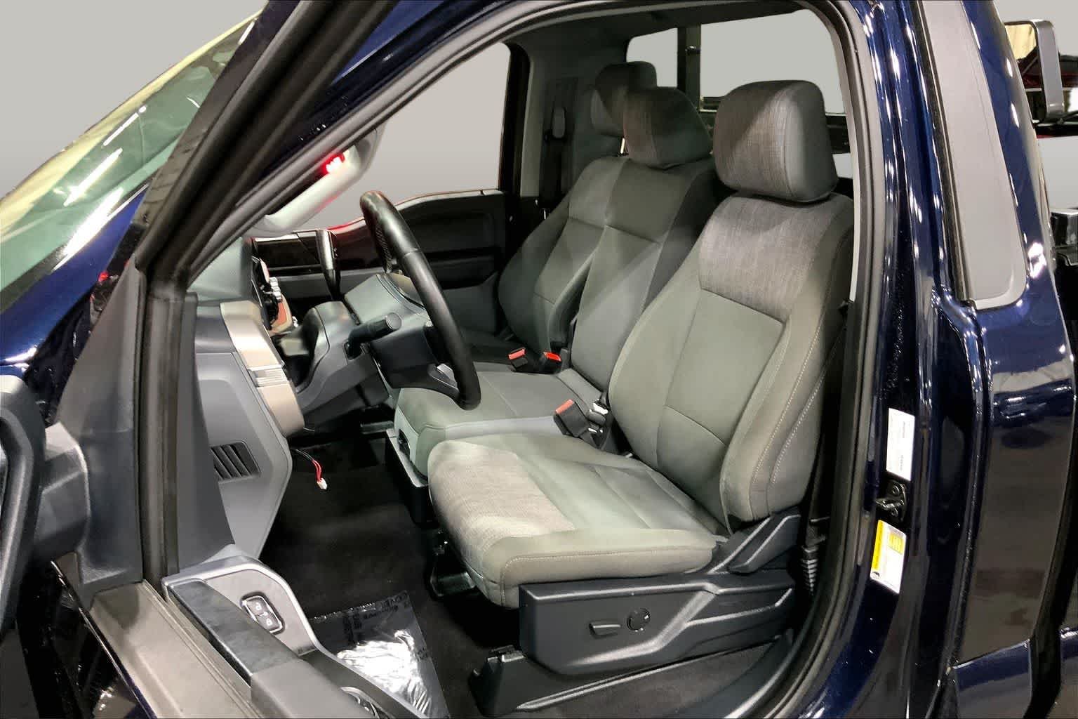 Used 2023 Antimatter Blue Metallic Ford XLT image 6