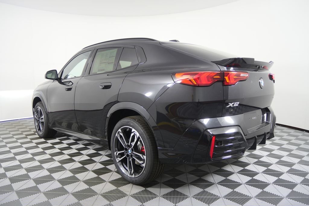 New 2026 Black Sapphire Metallic BMW xDrive28i image 5