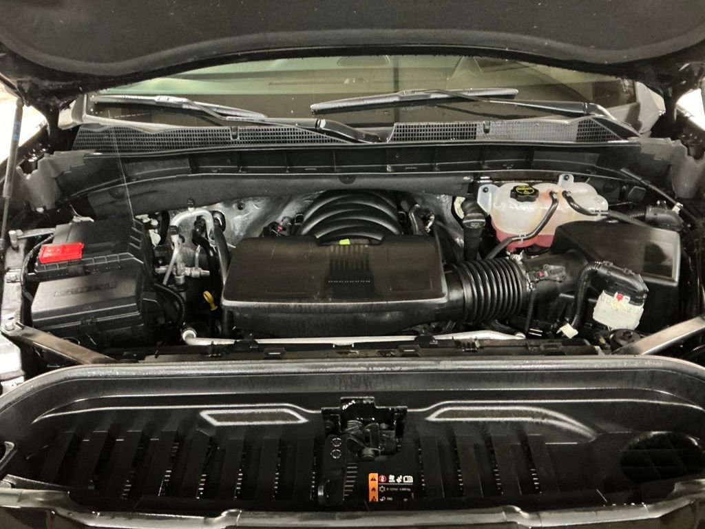Used 2025 Onyx Black GMC Denali Ultimate image 10