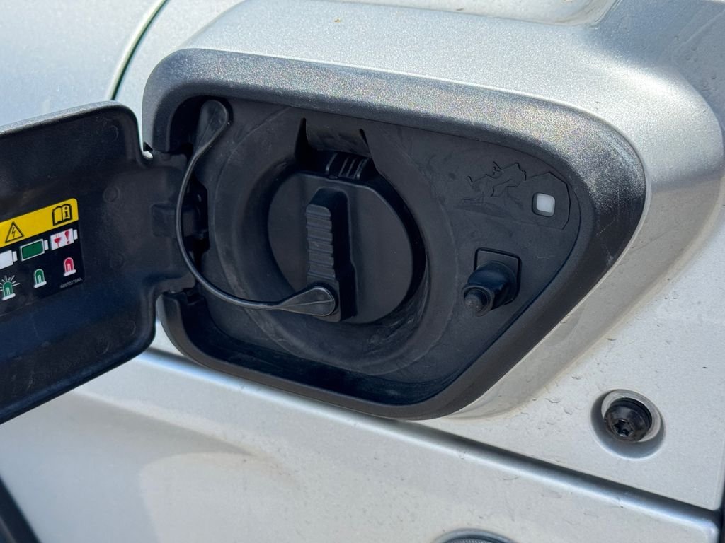 Used 2023 Silver Jeep Rubicon 4xe image 10