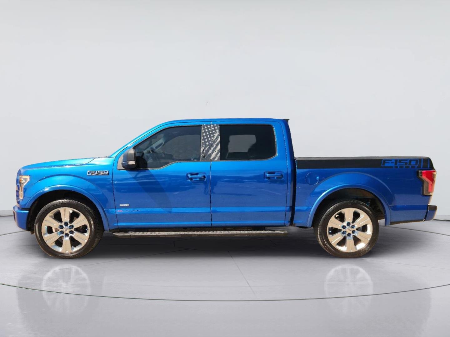 Used 2015  Ford XL image 4