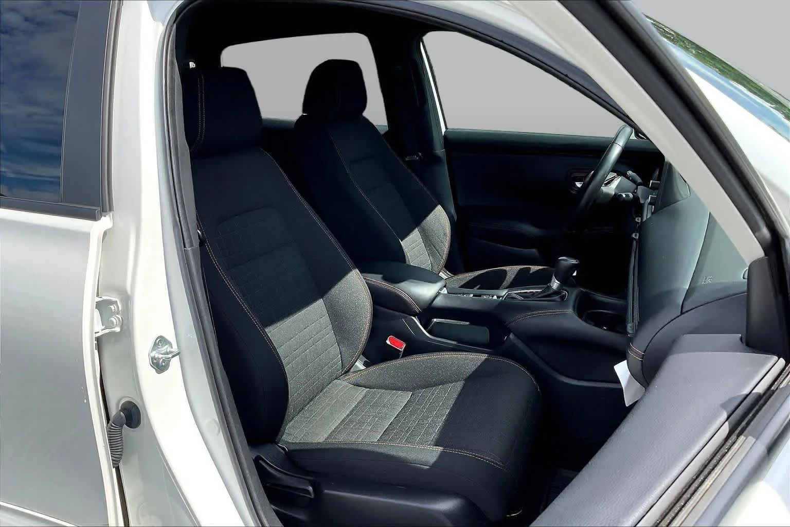 Used 2023 Platinum White Pearl Honda Sport image 9
