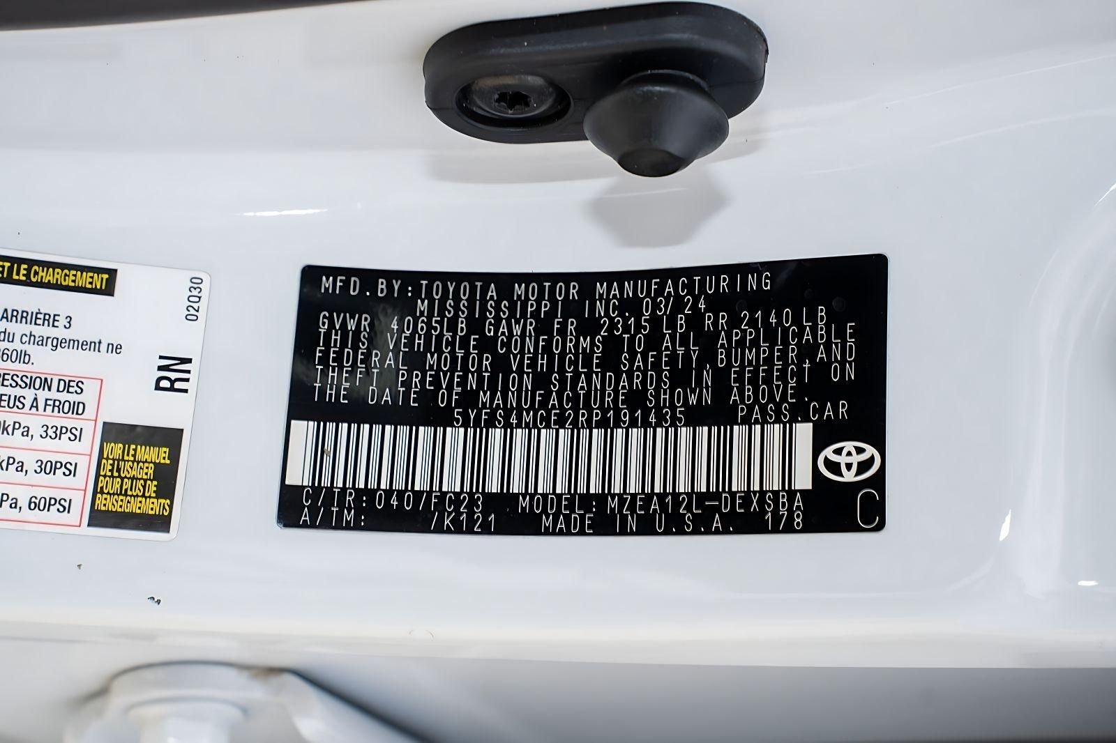 Used 2024 White Toyota SE image 38