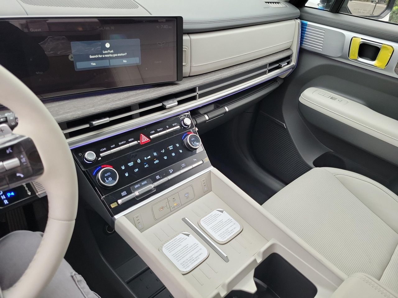 New 2026 Phantom Black Hyundai Limited image 13