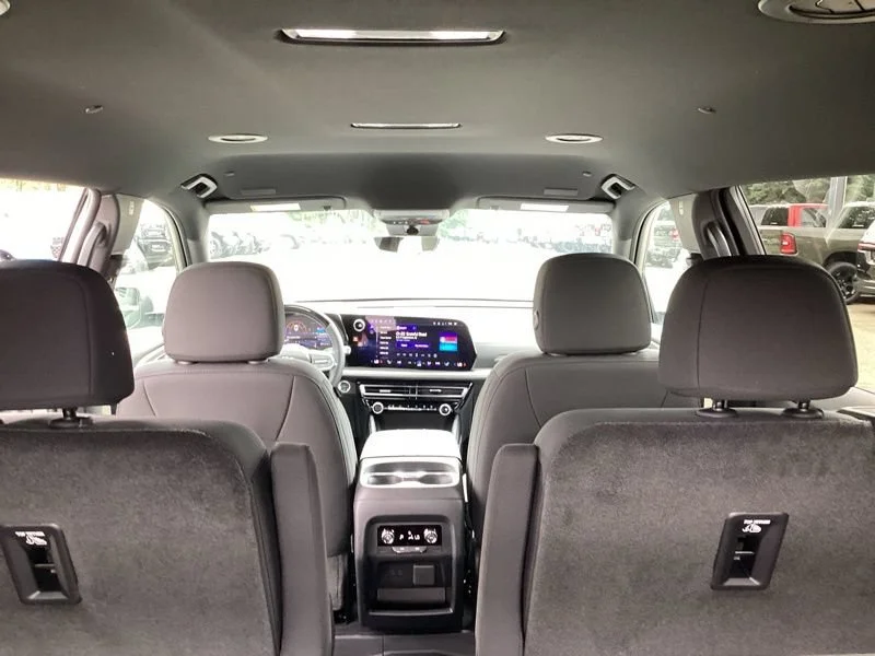 2027 Chevrolet Traverse LT - Photo 14