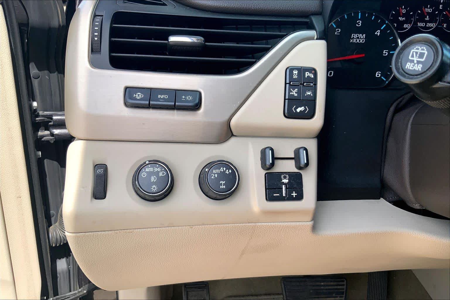 Used 2017 Iridium Metallic GMC Denali image 32