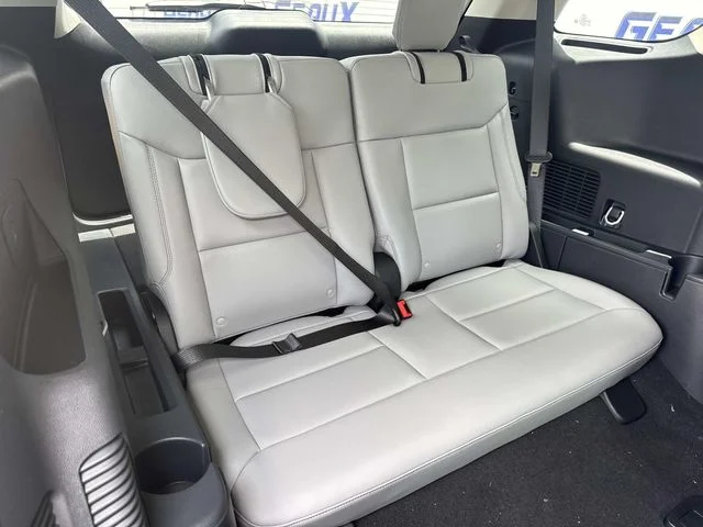 New 2026 Carbonized Gray Metallic Ford Active image 19