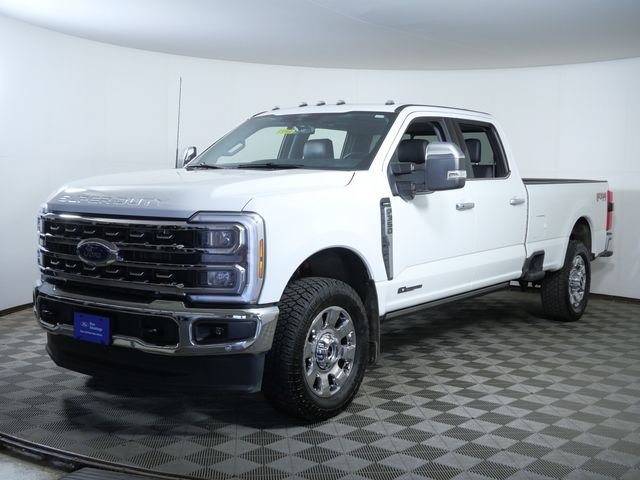 Used 2025 Ford F-350 Super Duty Lariat with VIN 1FT8W3BT0SEC80650 for sale in Shakopee, Minnesota