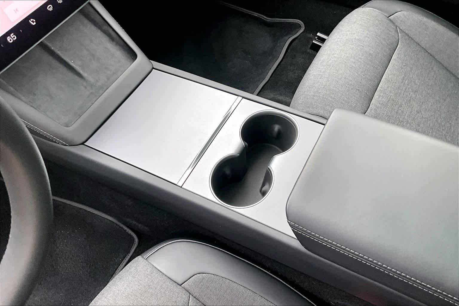 Used 2025  Tesla Long Range image 15