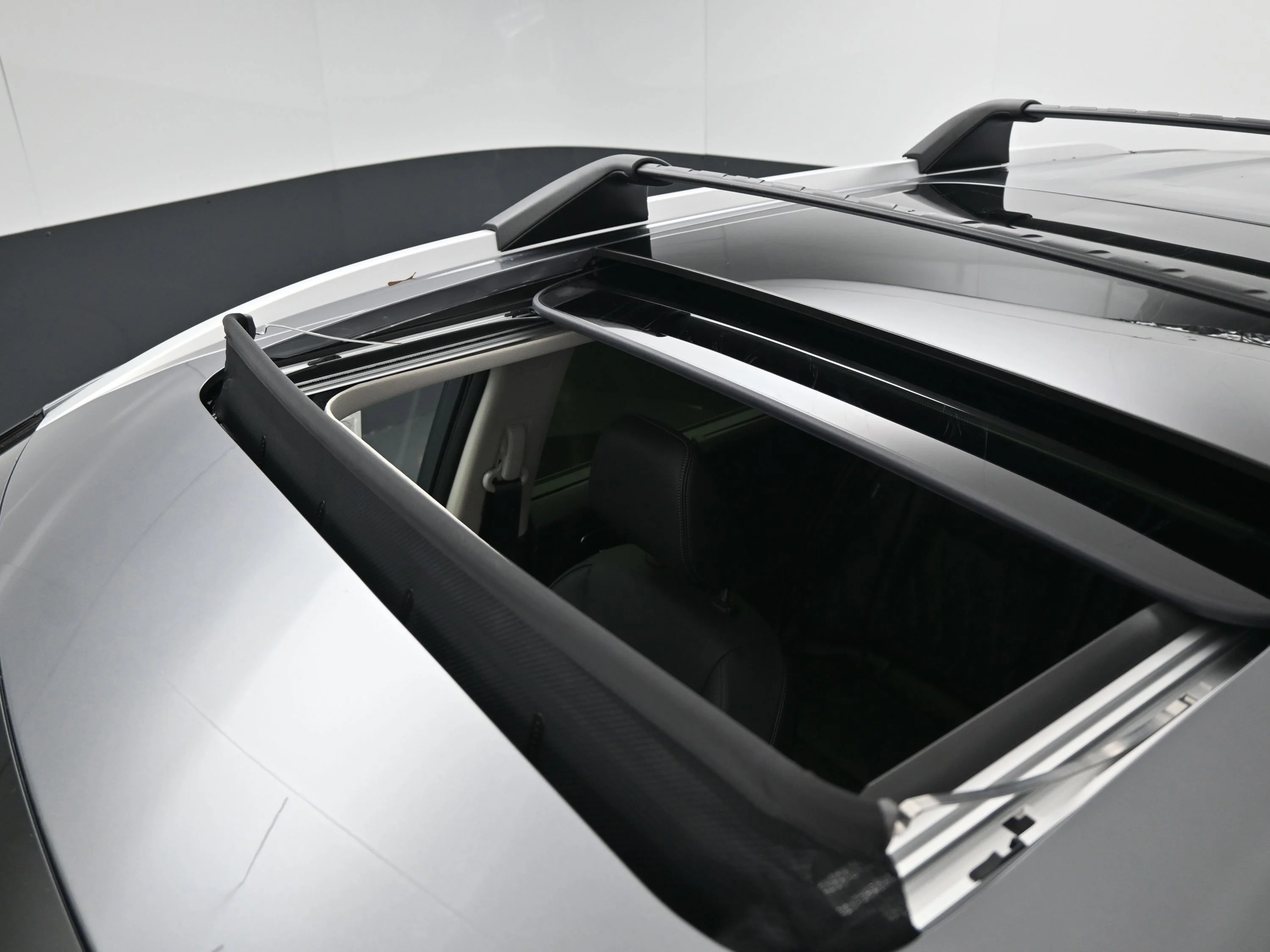 New 2026 Gun Metallic Nissan Platinum image 23