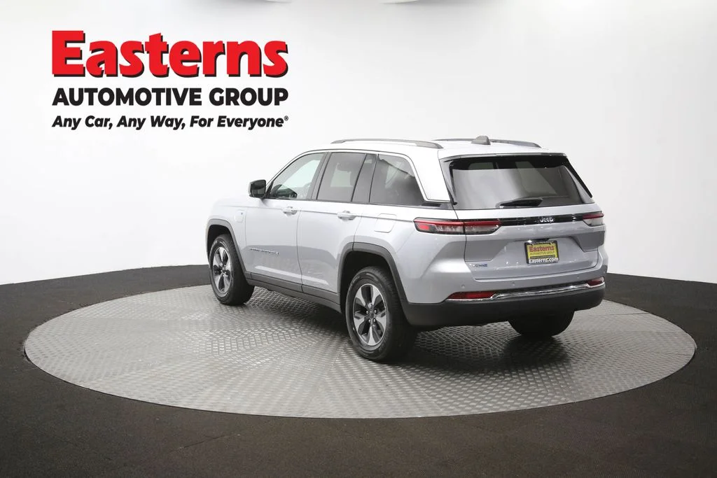 Used 2022 Silver Jeep 4xe image 68