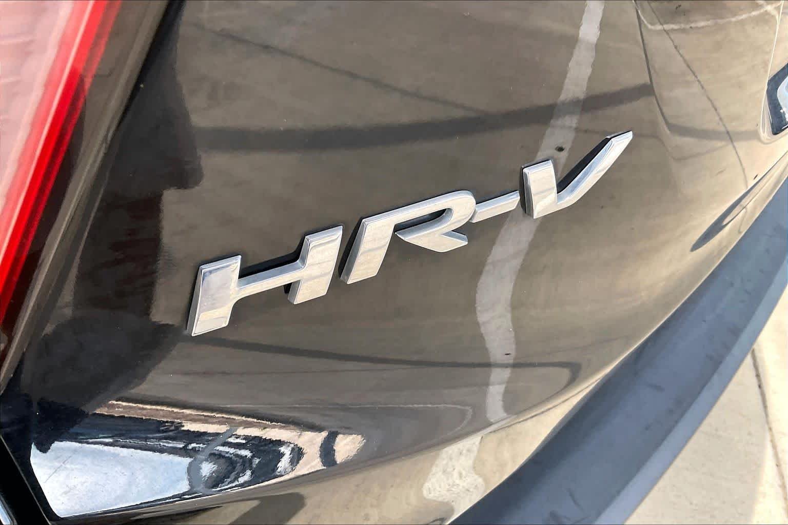 Used 2018 Crystal Black Pearl Honda EX image 31