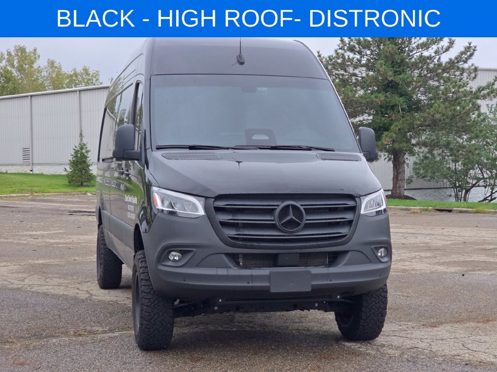 2025 Mercedes-Benz Sprinter Cargo Van