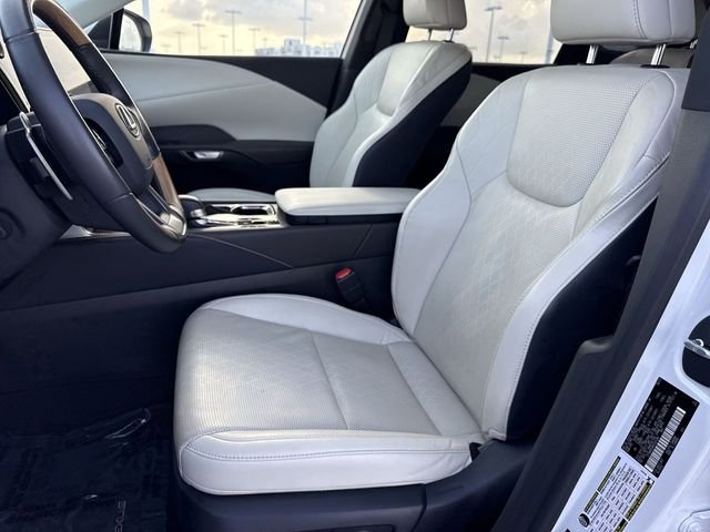 Certified Used 2024 EMINENT WHITE PEARL Lexus 350h Premium Plus image 11
