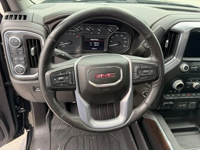 Used 2020 Black GMC SLT image 22