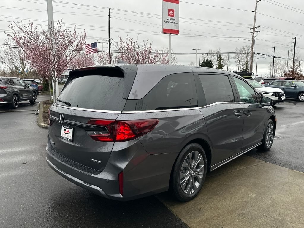 2026 Honda Odyssey Touring - Photo 5