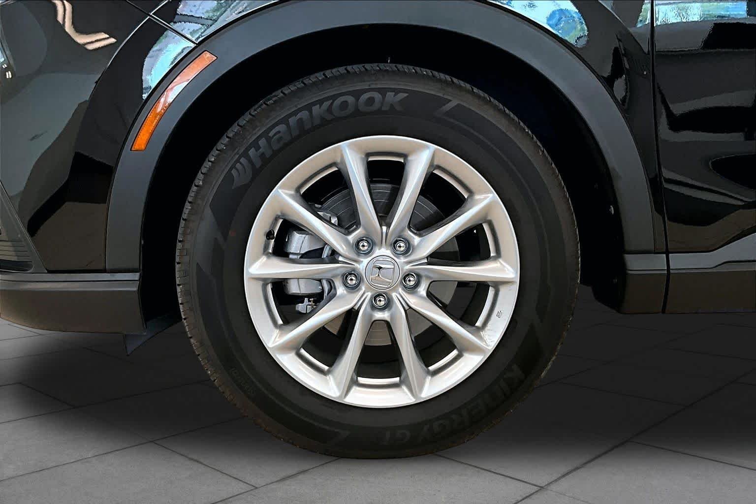 Used 2026 Crystal Black Pearl Honda EX image 9
