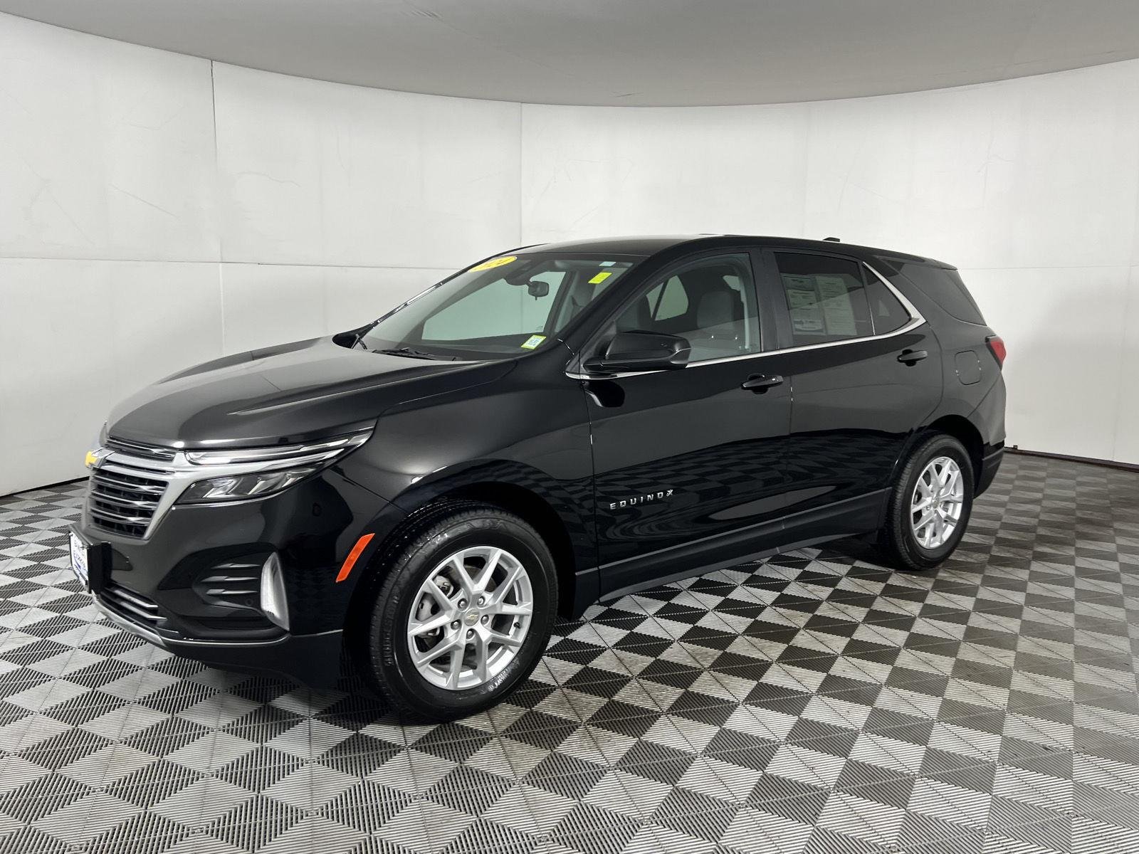 Used 2024 Mosaic Black Metallic Chevrolet LT image 21