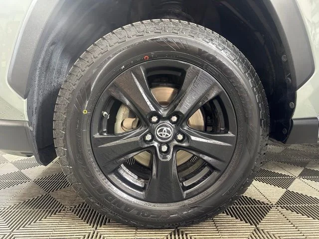 Used 2019 Lunar Toyota XLE image 10