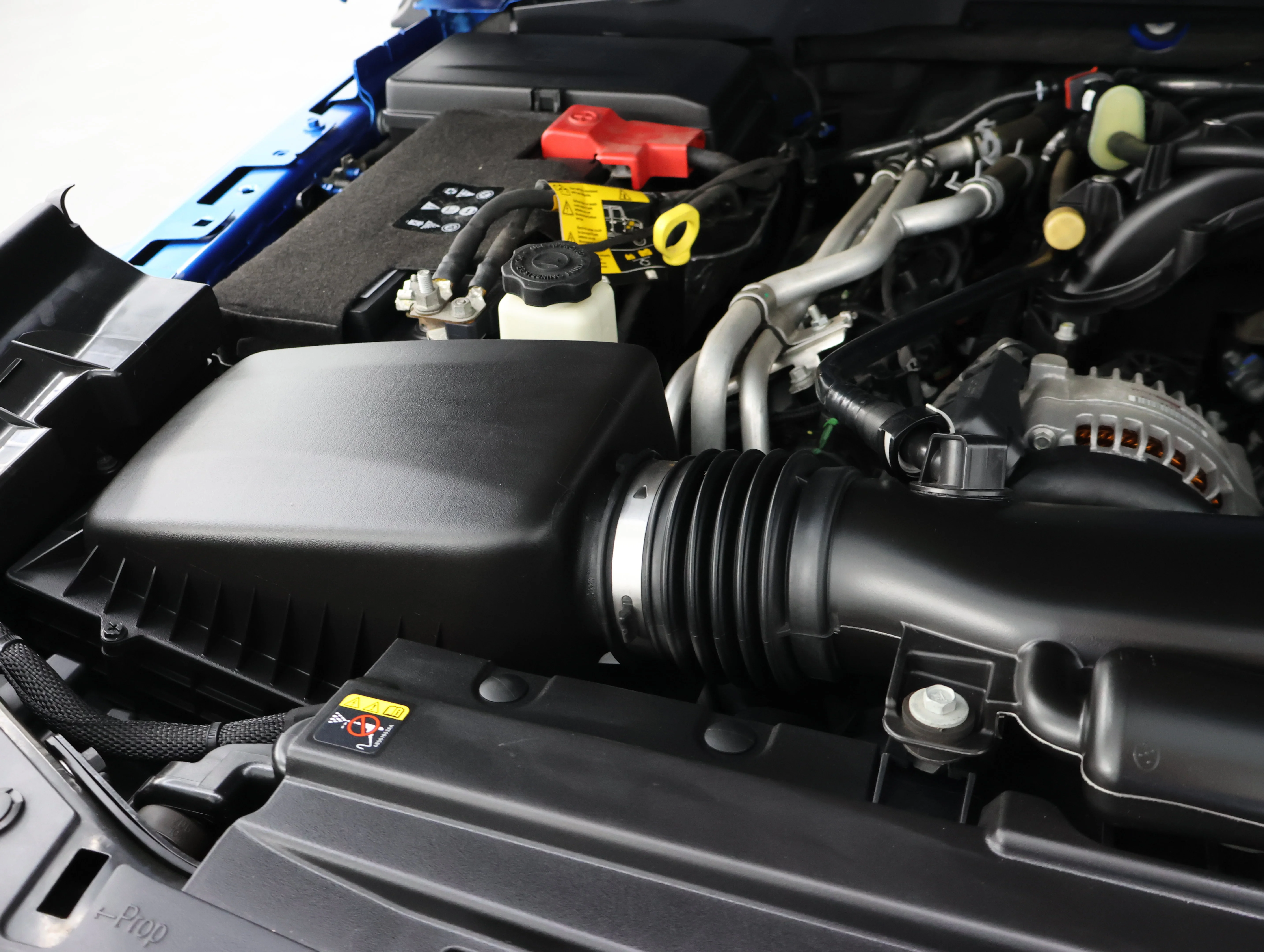 Used 2022 Hydro Blue Pearlcoat Jeep Unlimited Sahara image 17