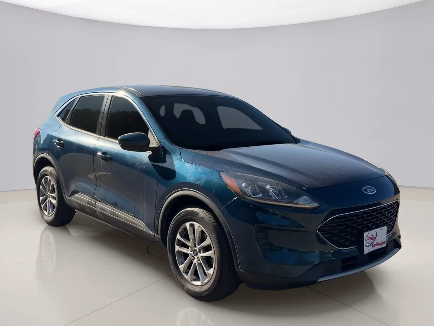 Used 2020 Green Ford SE image 7