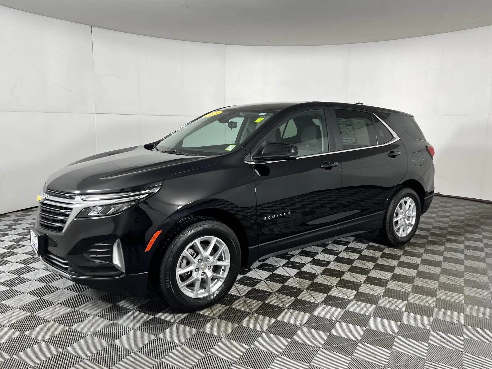 Used 2024 Mosaic Black Metallic Chevrolet LT image 21