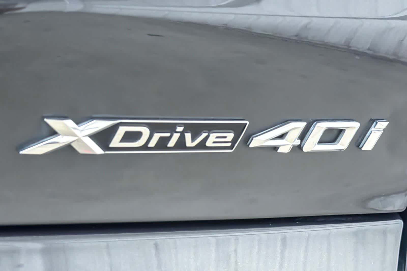 Used 2023 Dark Graphite Metallic BMW xDrive40i image 28