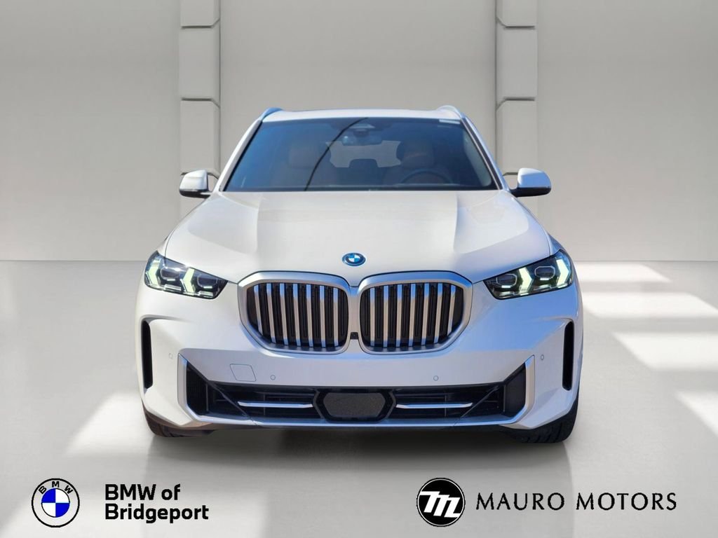 Used 2024 White BMW xDrive50e image 9
